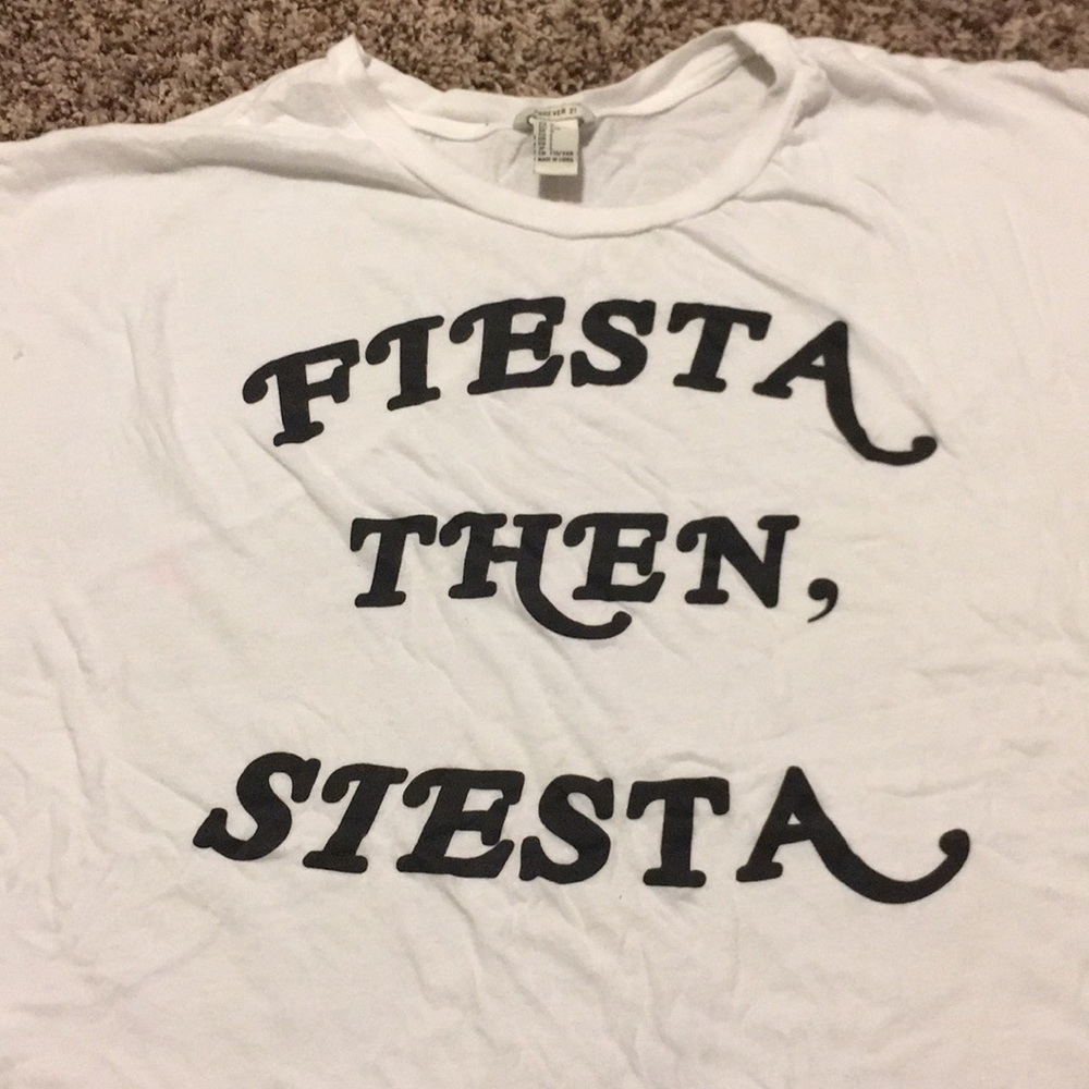 Short sleeve graphic tee